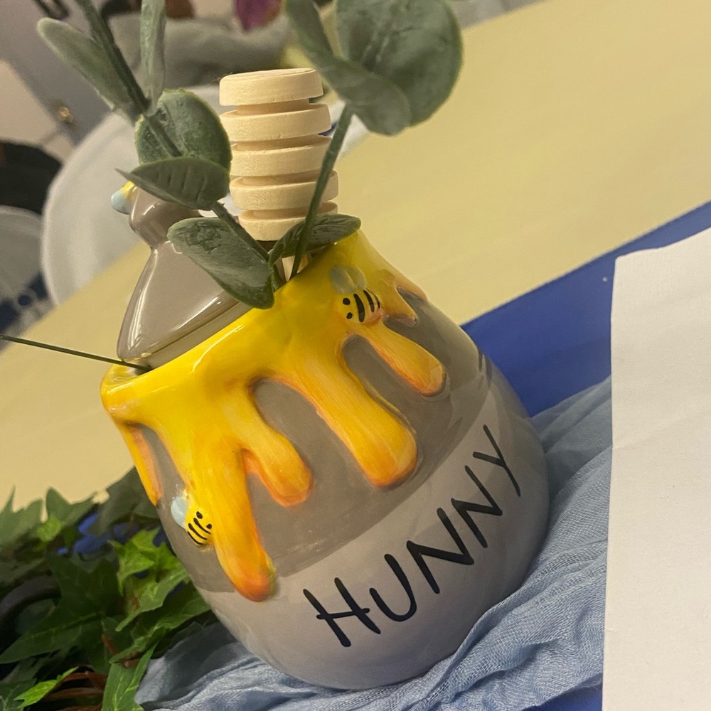 (6)Disney Winnie Honey Jar Set and decor - Picture 2 of 6